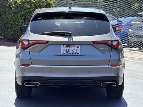 Used 2023 Acura MDX FWD w/ Technology Package image 6