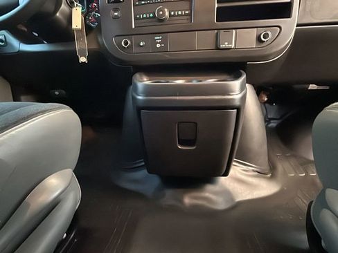 Used 2024 Chevrolet Express 2500 w/ Driver Convenience Package RWD image 27