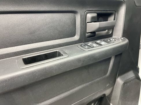 Used 2024 RAM 3500 Tradesman w/ Chrome Appearance Group AWD/4WD image 20