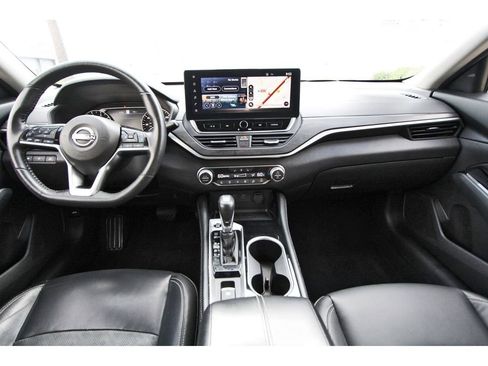 Used 2023 Nissan Altima 2.5 SL image 9