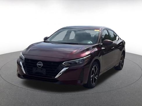 Used 2025 Nissan Sentra SV FWD image 5