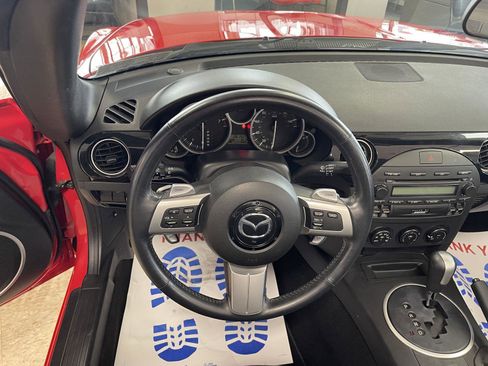 Used 2006 MAZDA MX-5 Miata Grand Touring w/ Premium Pkg image 15