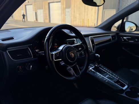 Used 2018 Porsche Macan S AWD/4WD image 11