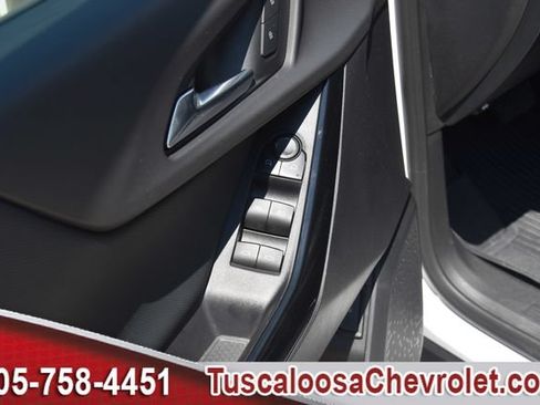 Used 2026 Chevrolet Equinox LT w/ Convenience Package II FWD image 19