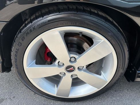 Used 2006 Pontiac GTO image 12