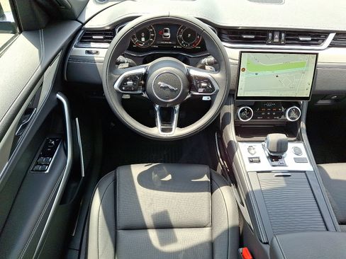 New 2026 Jaguar F-PACE R-Dynamic S AWD/4WD image 4