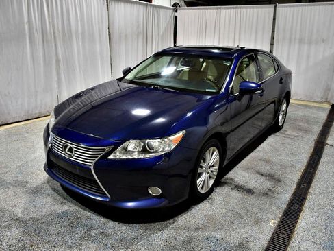 Used 2014 Lexus ES 350 w/ Premium Package FWD image 26