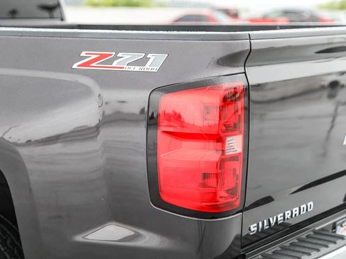 Used 2015 Chevrolet Silverado 1500 LTZ Z71 w/ LTZ Plus Package AWD/4WD image 9