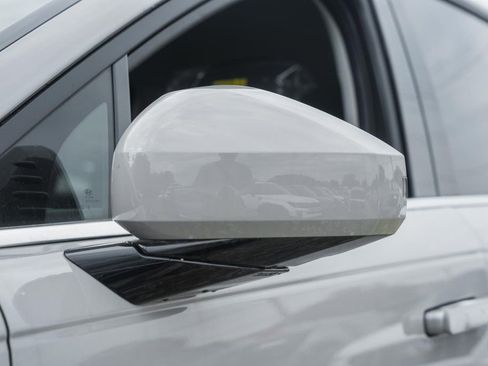 New 2026 Hyundai Ioniq 9 SE image 14