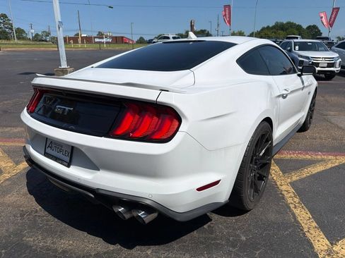 Used 2023 Ford Mustang GT Premium RWD image 5