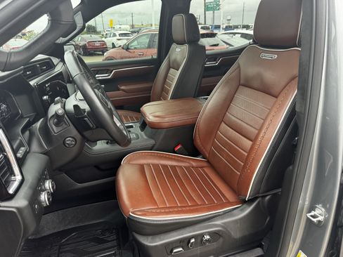 Used 2024 GMC Sierra 1500 Denali Ultimate AWD/4WD image 28