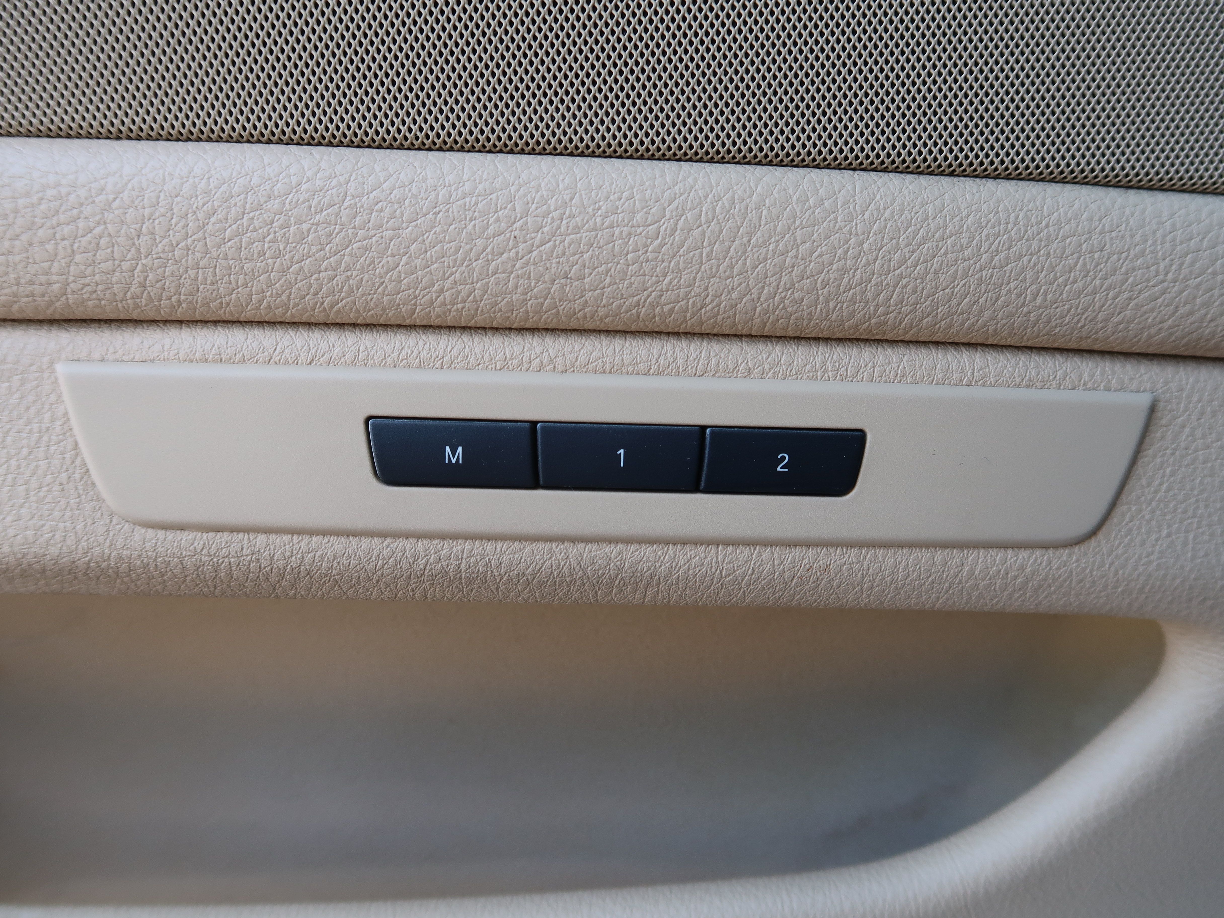 Used 2011 BMW 528i Sedan RWD image 21