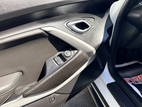Used 2019 Chevrolet Camaro SS RWD image 16