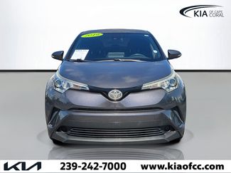 Used 2019 Toyota C-HR XLE FWD video 2