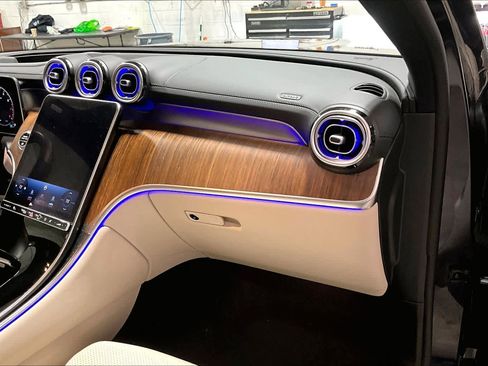 Used 2023 Mercedes-Benz GLC 300 4MATIC image 19