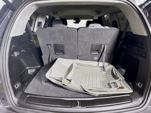 Used 2022 Jeep Grand Cherokee L Laredo w/ Luxury Tech Group I image 27