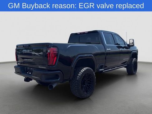 Used 2024 GMC Sierra 2500 Denali Ultimate AWD/4WD image 6