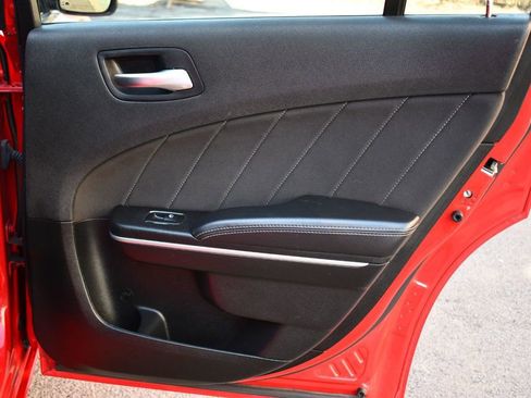 Used 2022 Dodge Charger SXT image 40