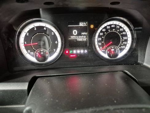 Used 2019 RAM 1500 Express image 20