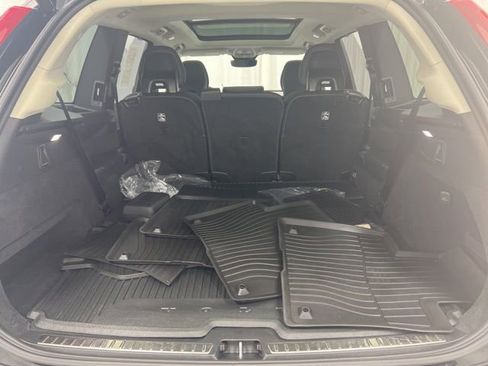Used 2025 Volvo XC90 B6 Ultra w/ Protection Package Premier AWD/4WD image 12