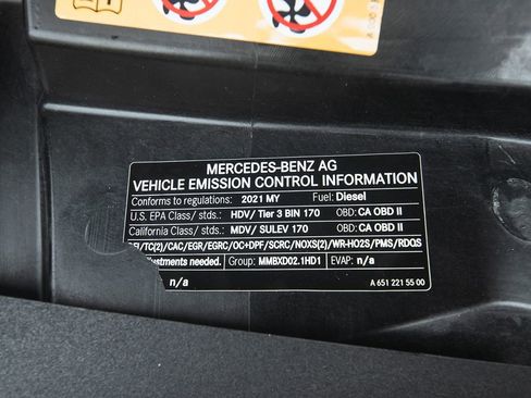 Used 2021 Mercedes-Benz Sprinter 2500 image 22