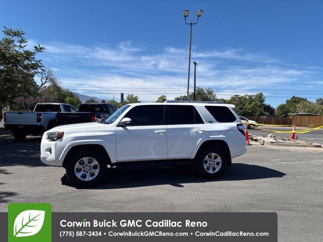 Used 2017 Toyota 4Runner SR5 Premium AWD/4WD image 5