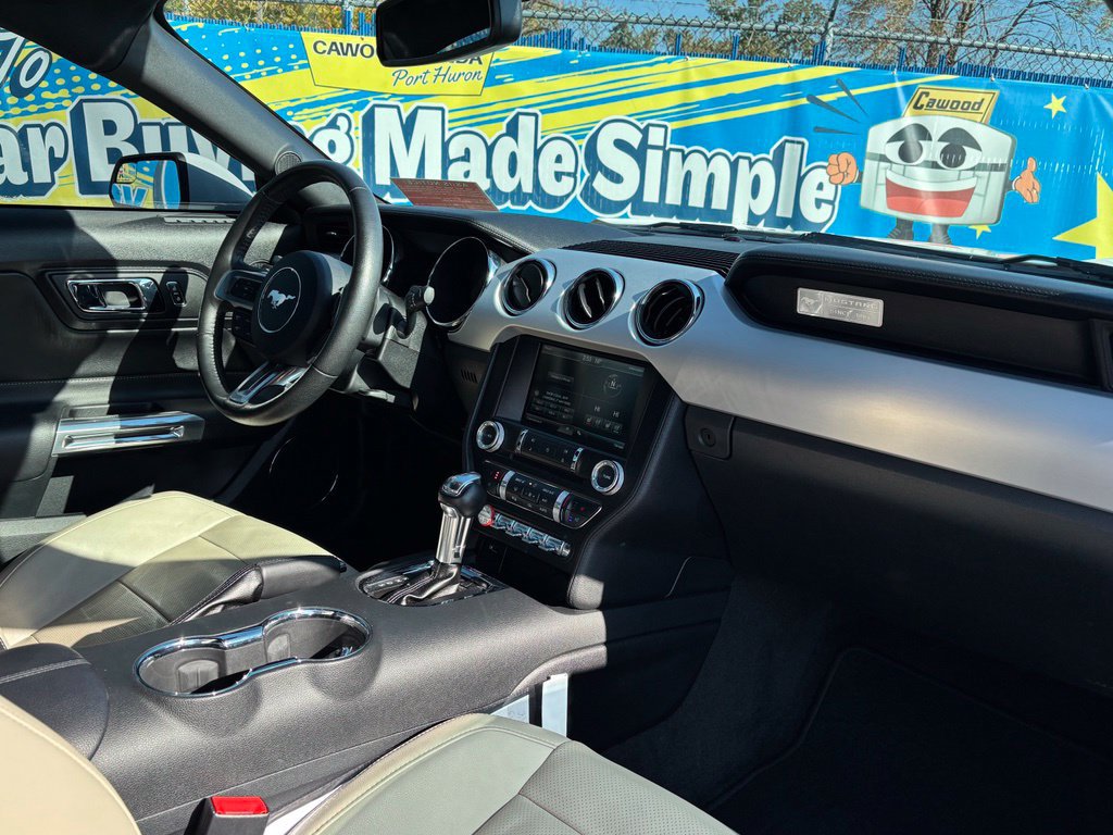 Used 2015 Ford Mustang Premium RWD image 15