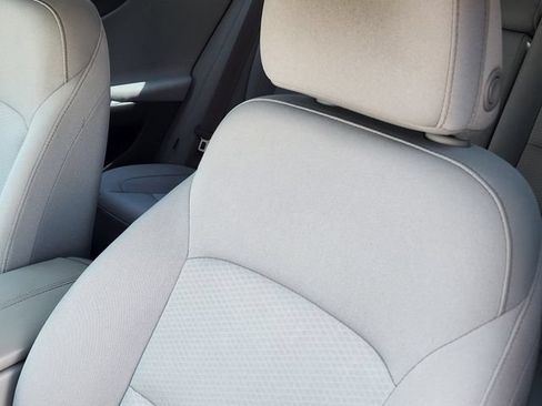 Used 2018 Chevrolet Malibu LT FWD image 14
