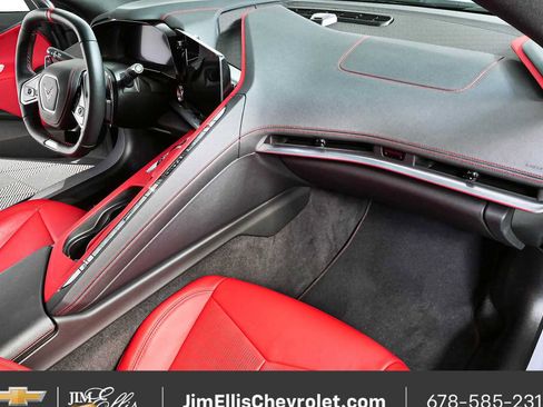 Used 2025 Chevrolet Corvette Z06 RWD image 20