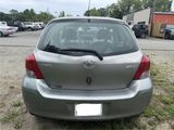 Used 2010 Toyota Yaris 4-Door Hatchback image 5