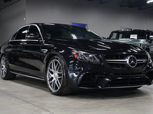 Used 2019 Mercedes-Benz E 63 AMG S image 7