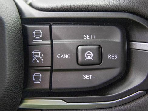 New 2026 Jeep Cherokee Laredo AWD/4WD image 28
