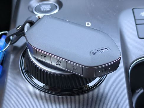 New 2026 Kia Sportage EX image 27