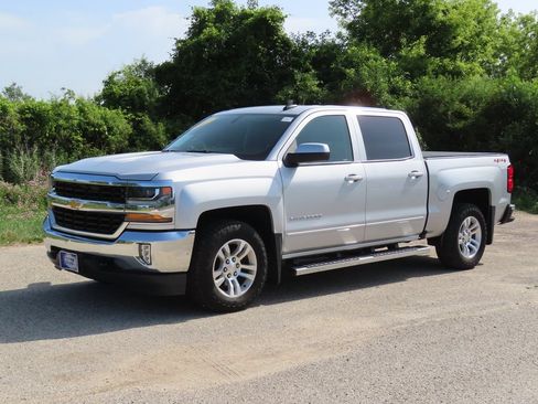 Used 2017 Chevrolet Silverado 1500 LT w/ All Star Edition AWD/4WD image 23