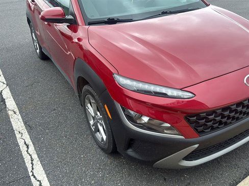Used 2023 Hyundai Kona SEL AWD/4WD image 2