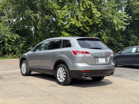 Used 2009 MAZDA CX-9 Touring w/ Moonroof & Bose Audio Pkg FWD image 13