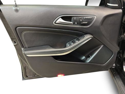 Used 2015 Mercedes-Benz GLA 250 4MATIC image 13