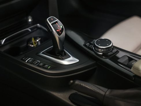 Used 2017 BMW 440i Convertible RWD image 33