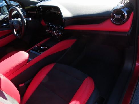 Used 2024 Chevrolet Blazer EV RS image 41