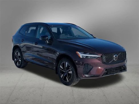 New 2026 Volvo XC60 B5 Plus w/ Protection Package Premier image 8