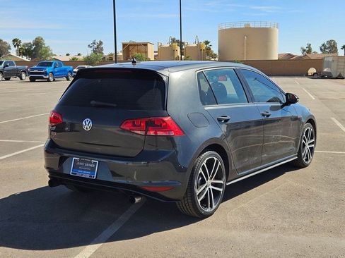 Used 2017 Volkswagen Golf 4-Door FWD image 5