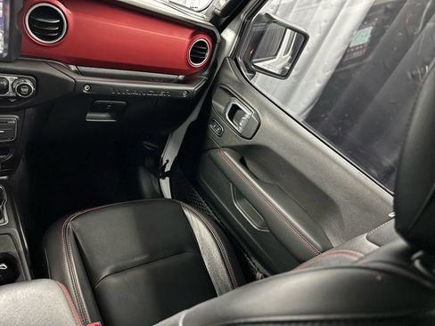 Used 2021 Jeep Wrangler Unlimited Rubicon w/ Dual Top Group image 20