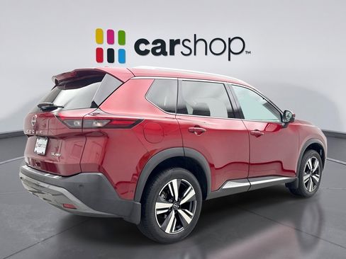 Used 2023 Nissan Rogue SL w/ SL Premium Package image 5