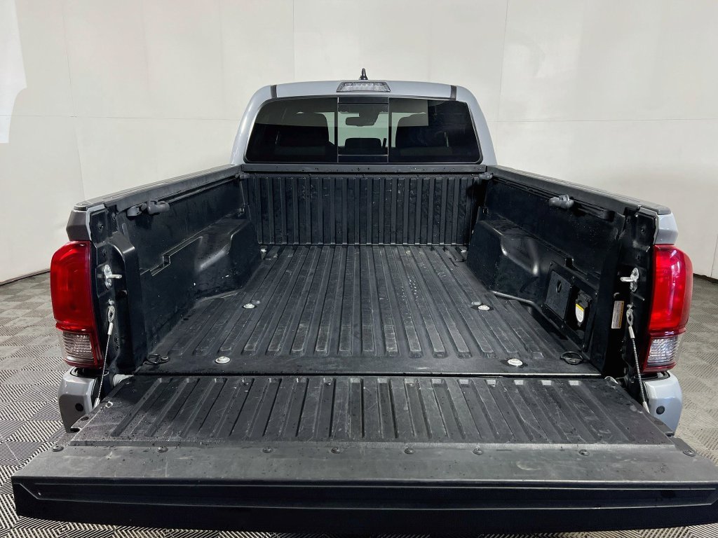 Used 2021 Toyota Tacoma TRD Sport w/ Technology Package AWD/4WD image 22