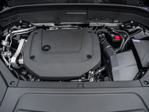 New 2026 Volvo XC90 B6 Plus image 19
