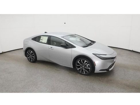 New 2026 Toyota Prius XSE image 12