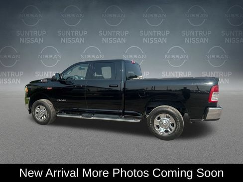 Used 2021 RAM 2500 Big Horn AWD/4WD image 2