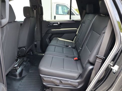 New 2025 Chevrolet Tahoe 4WD image 33