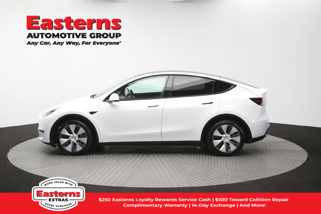 Used 2022 Tesla Model Y Long Range AWD/4WD image 56