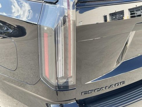 Certified 2025 Cadillac Escalade Sport w/ Touring Package AWD/4WD image 10